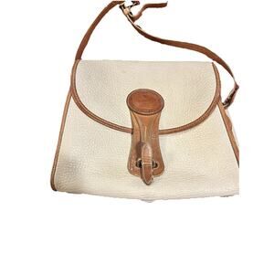 Vintage Dooney & Bourke beige Pebbled Shoulder Bag Buckle Accent Brown Strap